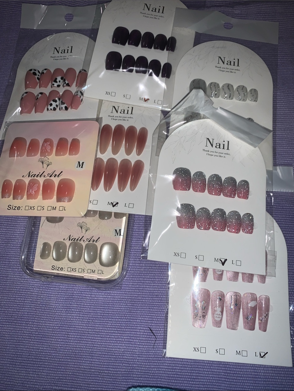 20 packs of Press on 💅 Nails in a Pouch